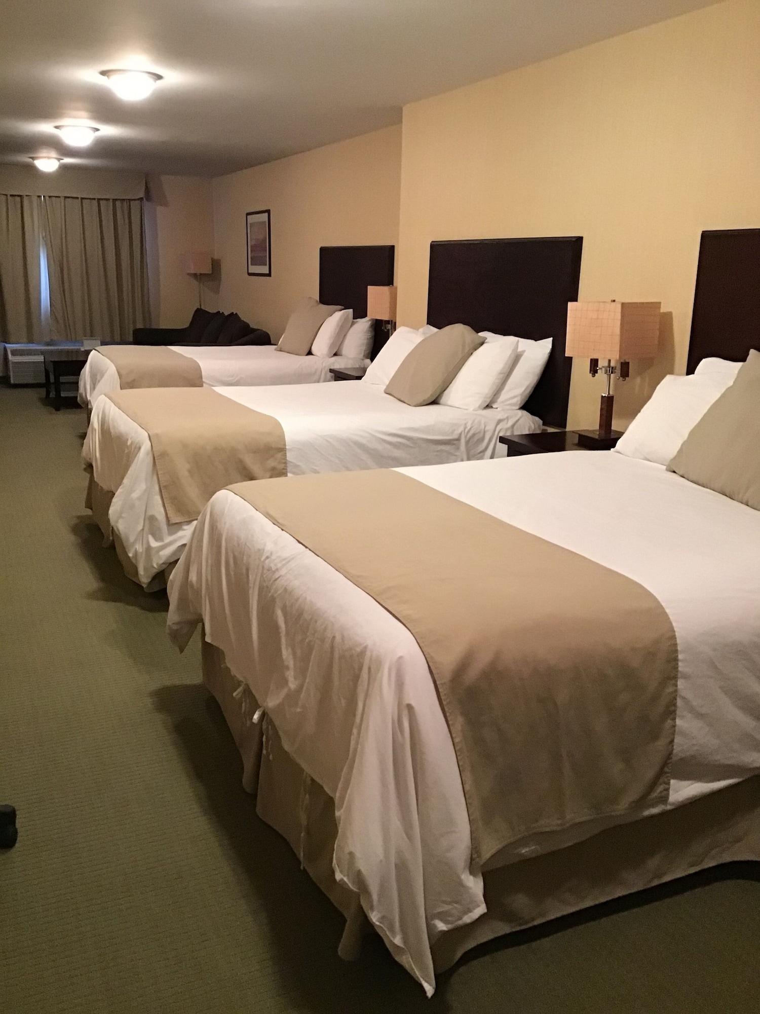 Ramada By Wyndham Williams Lake Esterno foto